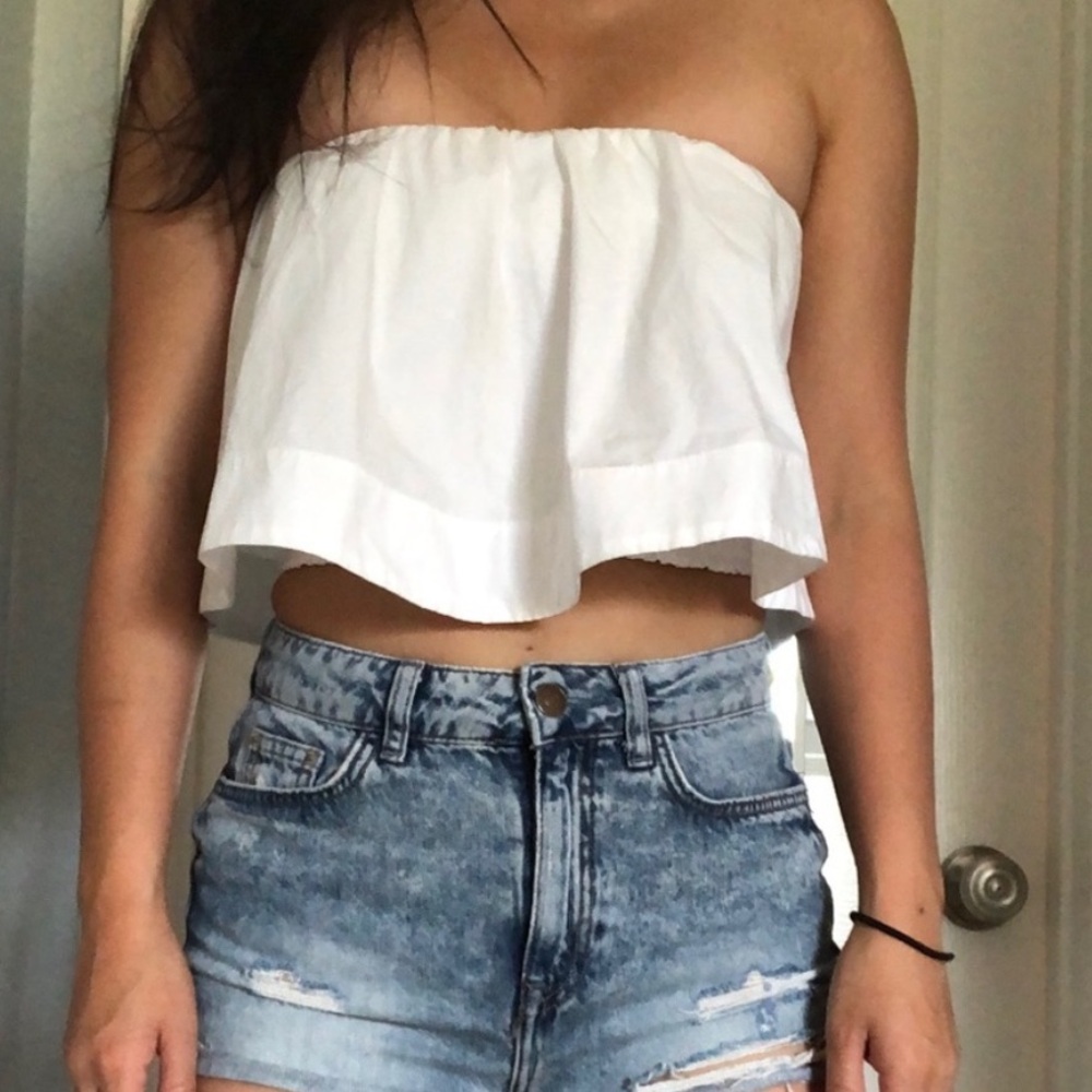 Aritzia Wilfred Cropped White Blouse